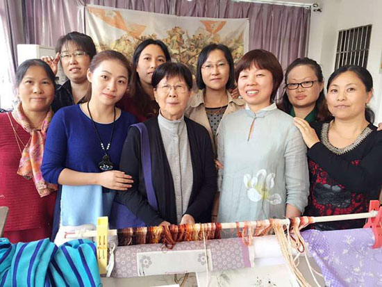 苏绣巨作《红军三大主力会师》